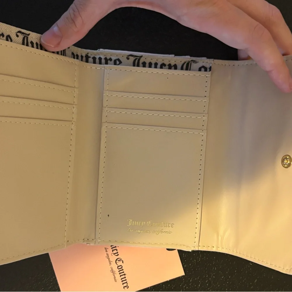 Juicy Couture Blush Quilted Wallet - Picture 2 of 3